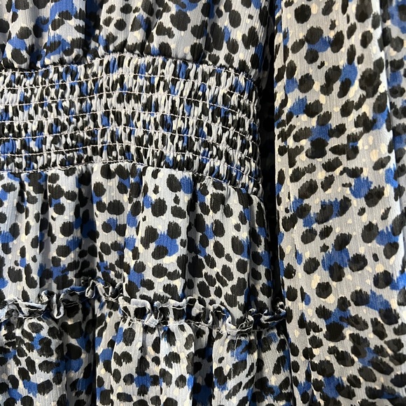 Express Dress 🩵🖤 - Picture 4 of 5